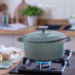 Habitat 3.3 Litre Cast Iron Casserole Dish - Green -Home Furnishing Store 1258394 R Z002C