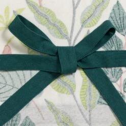 Kew Floral Apron -Home Furnishing Store 1300730 R Z004A