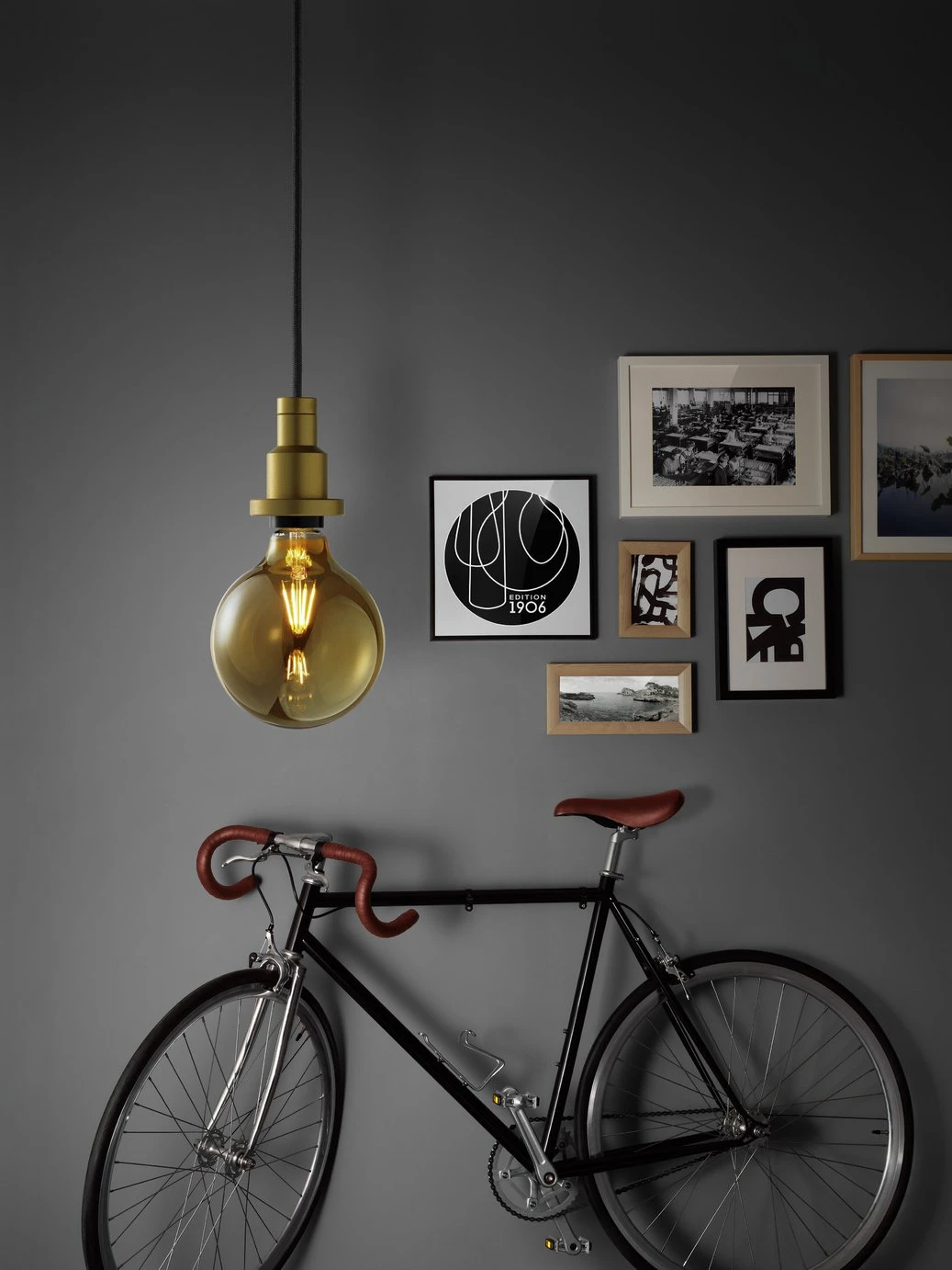 Osram 55W ES LED G125 Vintage Gold Globe Light Bulb 5 Osram 55W ES LED G125 Vintage Gold Globe Light Bulb - Image 5