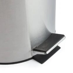 Habitat 12 Litre Domed Pedal Bin - Silver -Home Furnishing Store 9212703 R Z003A
