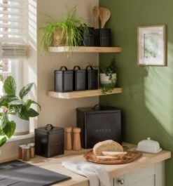 Home Furnishing Store -Home Furnishing Store 9310461 R Z001C