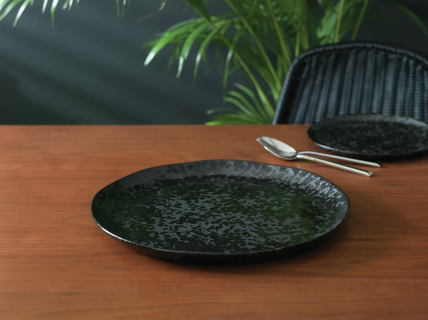 Habitat Preto Stoneware Serving Platter - Black 5 Habitat Preto Stoneware Serving Platter - Black - Image 5