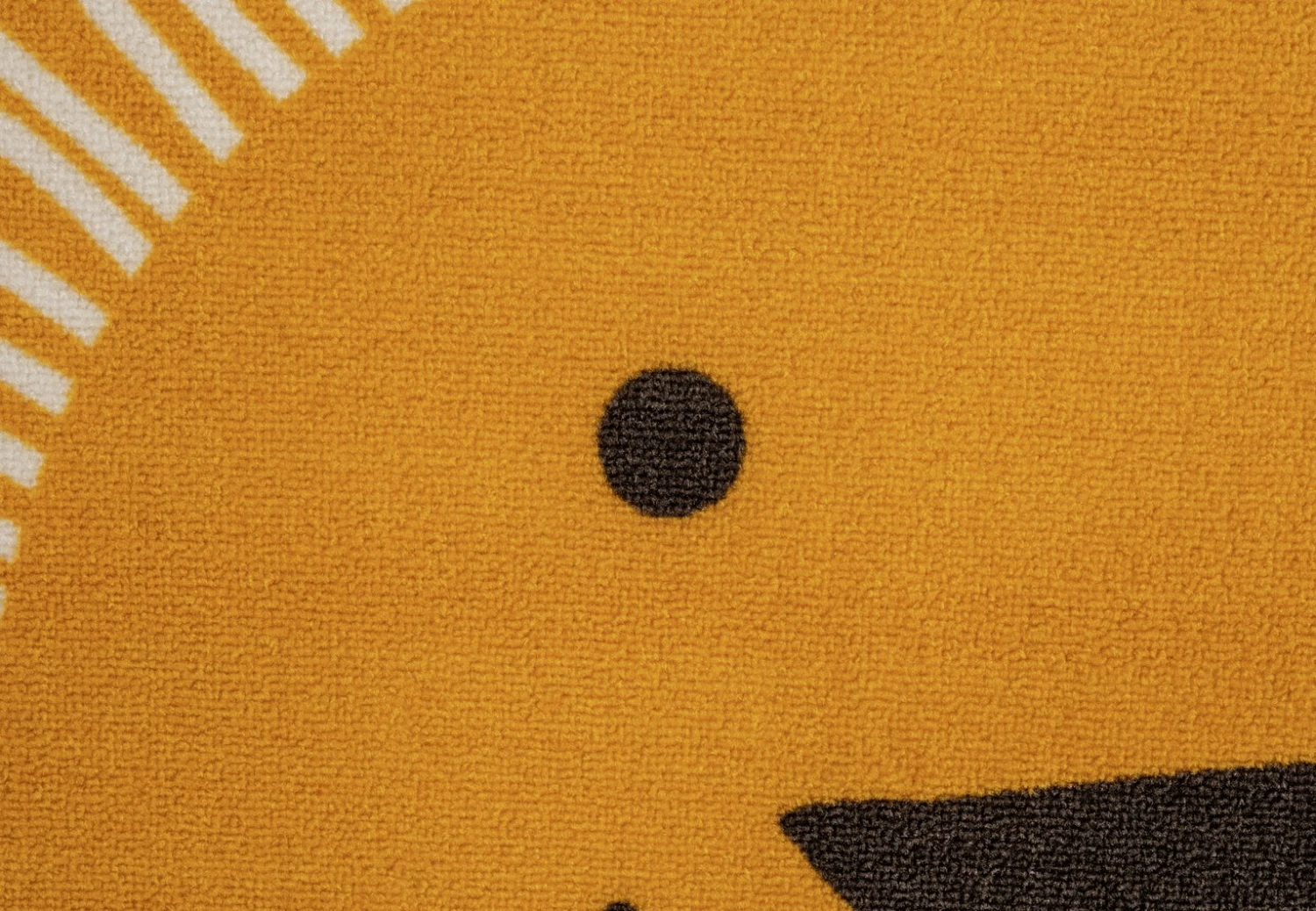 Habitat Kids Lion Face Circle Rug - Yellow - 100x100cm 3 Habitat Kids Lion Face Circle Rug - Yellow - 100x100cm - Image 3