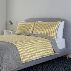 Habitat Cotton Scallop Yellow Reversible Bedding Set -Double -Home Furnishing Store 9377428 R Z005A