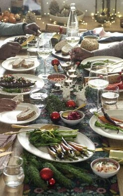 Habitat 16 Piece Gold Stainless Steel Cutlery Set 5 Habitat 16 Piece Gold Stainless Steel Cutlery Set -Home Furnishing Store 9437014 R Z002C