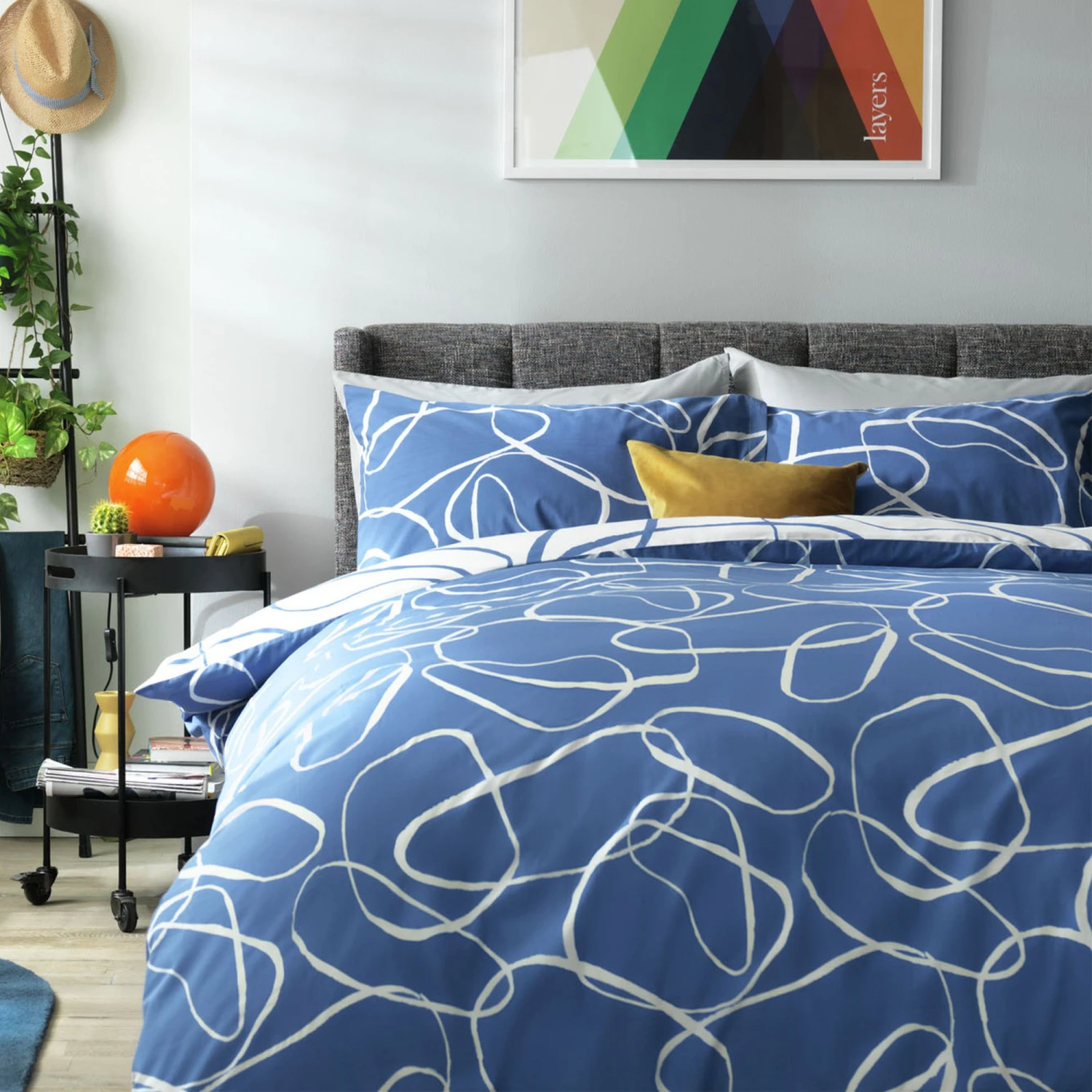 Habitat Linear Pebbles Blue & White Bedding Set - Single 1 Habitat Linear Pebbles Blue & White Bedding Set - Single