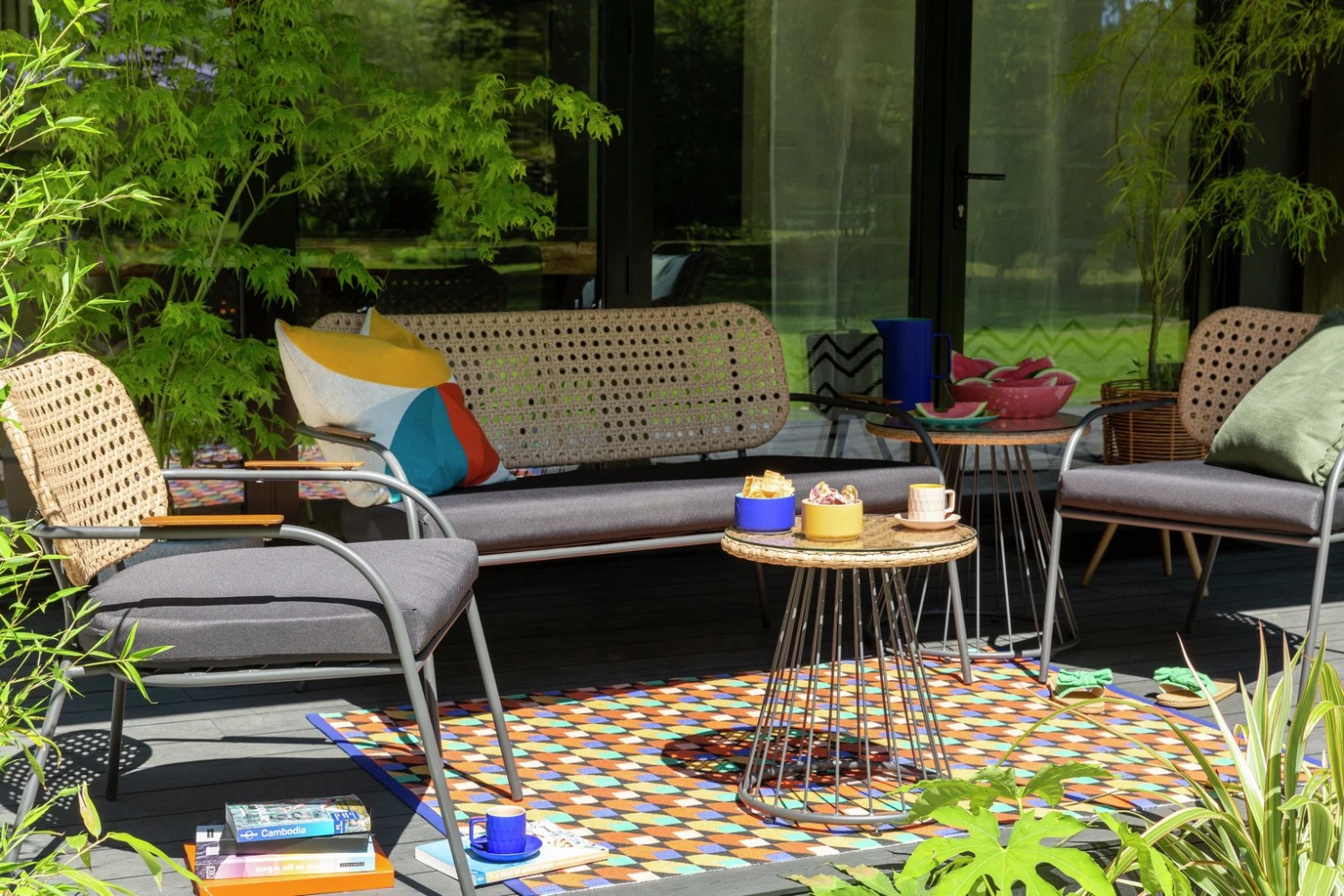 Habitat Noah 4 Seater Metal Garden Sofa Set - Black & Oak 2 Habitat Noah 4 Seater Metal Garden Sofa Set - Black & Oak - Image 2