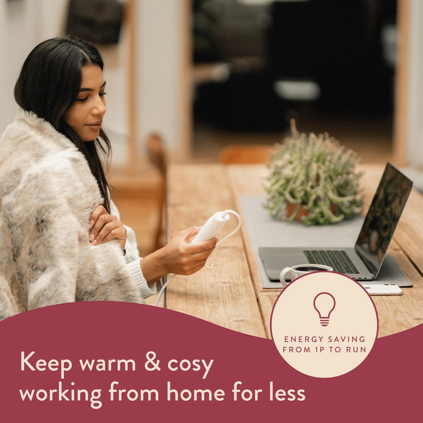 Dreamland Luxury Faux Fur Husky Heated Throw - Large 3 Dreamland Luxury Faux Fur Husky Heated Throw - Large - Image 3