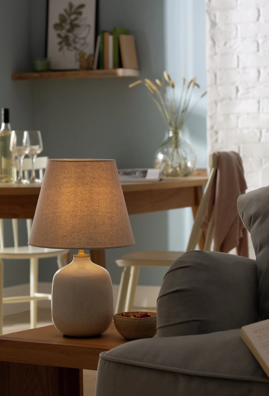 Habitat Aquilla Ceramic Table Lamp - Cream & Beige 5 Habitat Aquilla Ceramic Table Lamp - Cream & Beige - Image 5