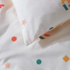 Habitat Kids Cotton Geo Pattern Play Bedding Set - Toddler -Home Furnishing Store 9586295 R Z003A