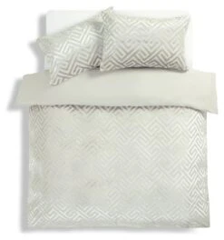 Habitat Geo Velvet Silver Bedding Set - Single -Home Furnishing Store 9621356 R Z002A